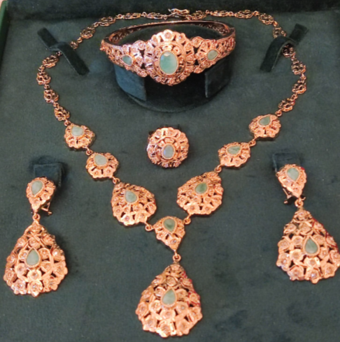 Set Beldi: Gala con Esmeraldas